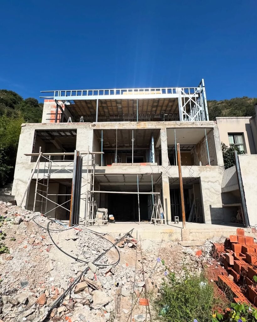 Casa H, estructura de hormigón en ejecución